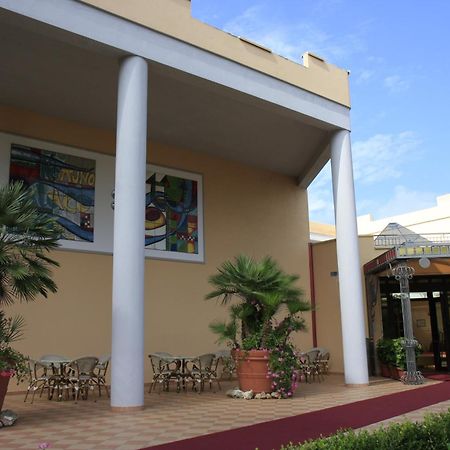 Nettuno Hotel Palace Belvedere Marittimo Esterno foto