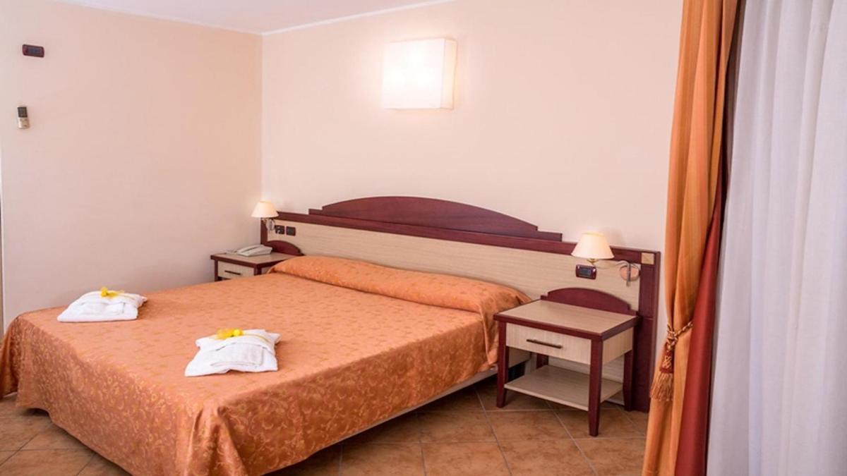 Nettuno Hotel Palace Belvedere Marittimo Esterno foto