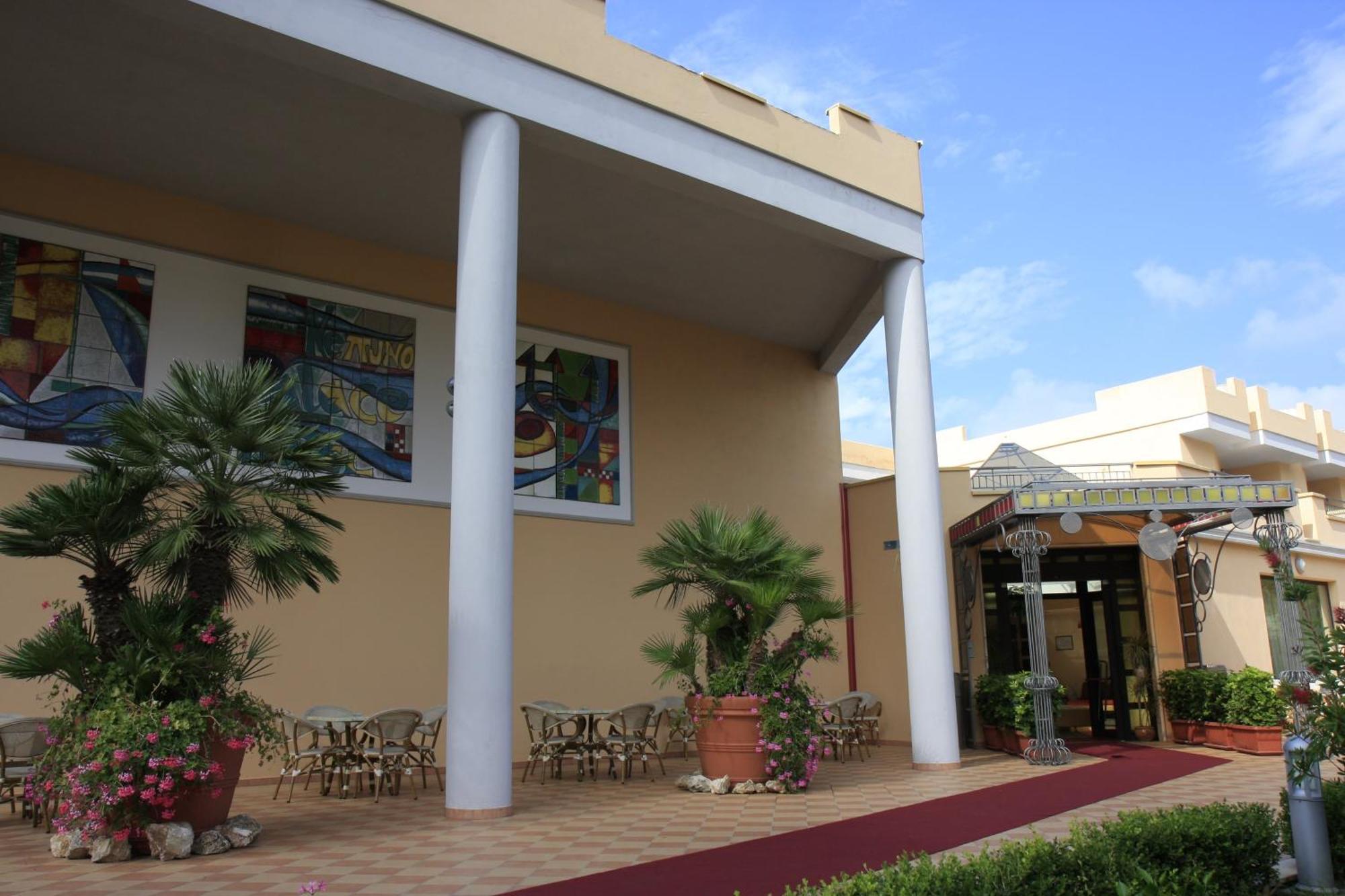 Nettuno Hotel Palace Belvedere Marittimo Esterno foto