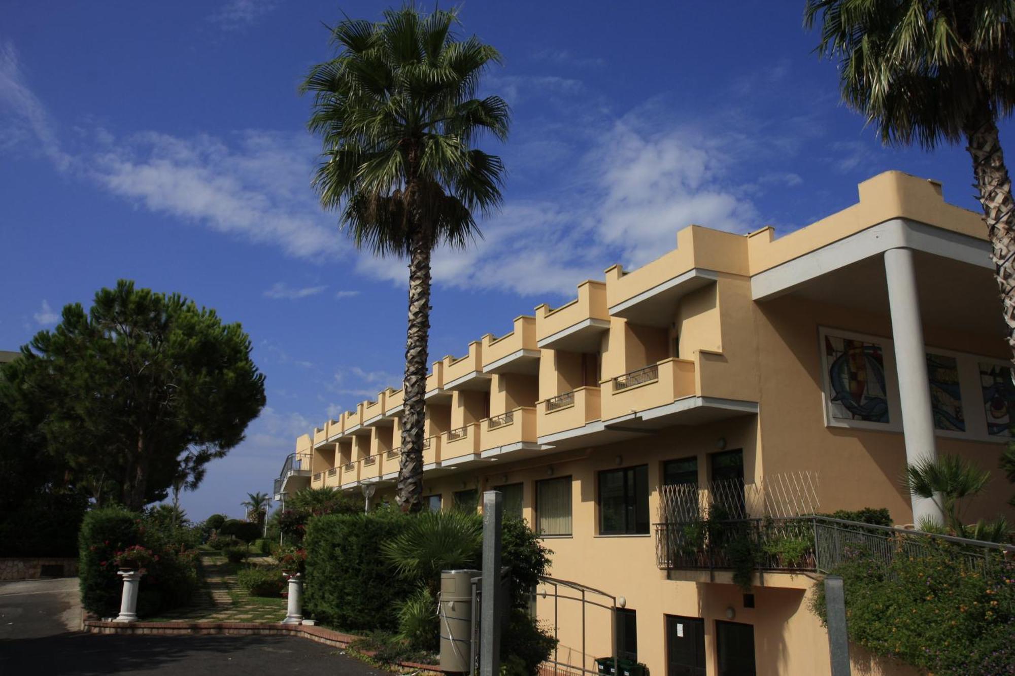 Nettuno Hotel Palace Belvedere Marittimo Esterno foto