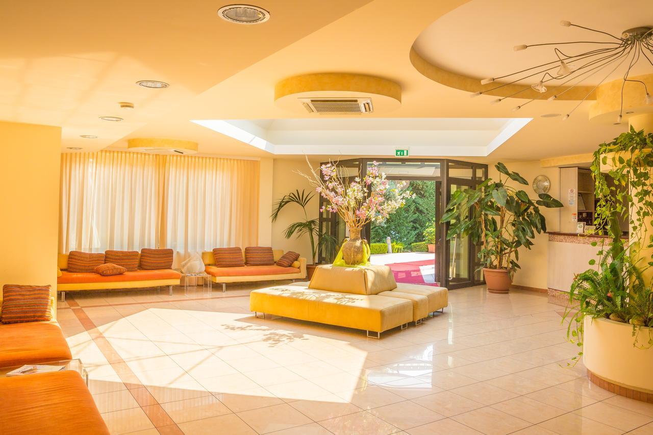 Nettuno Hotel Palace Belvedere Marittimo Esterno foto